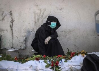 Palestina. Descubren 392 cuerpos en fosas comunes del complejo médico Nasser