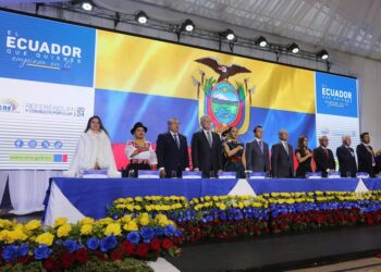 Ecuador. Gana el NO en las dos preguntas más polémicas del referendo
