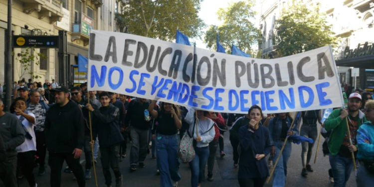 Argentina. 800.000 manifestantes entre Congreso y Plaza de Mayo le dijeron NO a Milei y sus políticas de ajuste contra la educación pública /Se calcula que un millón de personas marcharon en todo el país