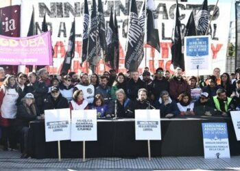 Argentina. Los sindicatos clasistas y organizaciones de la Unidad Piquetera celebraron el paro general