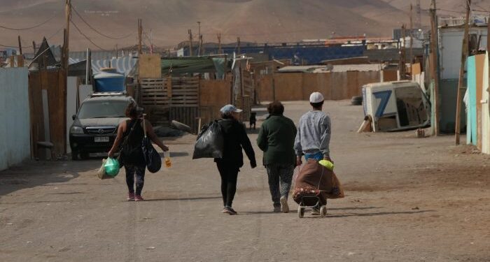 Estudio revela que mayoría de campamentos se formaron a partir del primer gobierno de Piñera