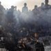 Palestina. No conforme con la masacre en la escuela, Israel bombardeó este sábado el mercado de Nusseirat, en Gaza: 210 asesinados, decenas de heridos (fotos y videos altamente sensibles)