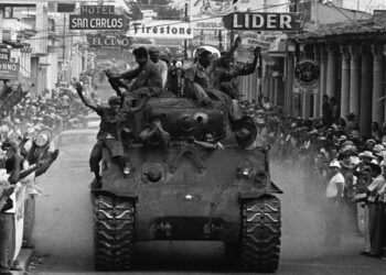 [Libro] La Revolución Cubana: una reinterpretación. Vania Bambirra