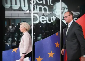 El centro de Europa se sostiene integrando a la extrema derecha