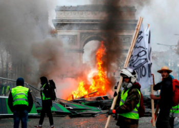 El futuro de la izquierda. Debates sobre la naturaleza de la dialéctica y sobre la triple crisis del desastre climático, la geopolítica imperial y la desigualdad creciente