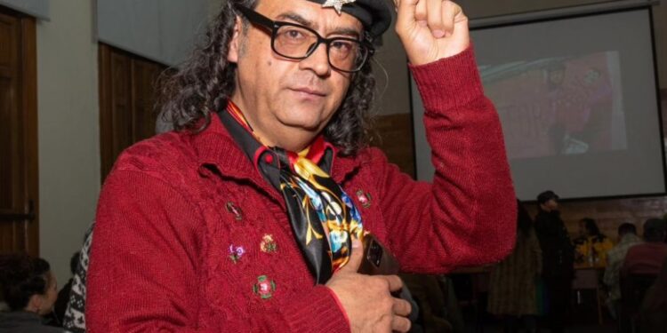 Se presentó “Bandera Hueca, Historia del Movimiento Homosexual en Chile”, editada y actualizada