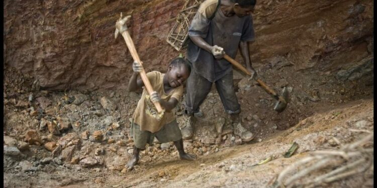 Bases geológicas de la esclavitud y la guerra digital