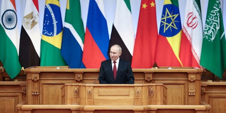 Internacional. Cumbre de BRICS impulsa comercio con monedas nacionales