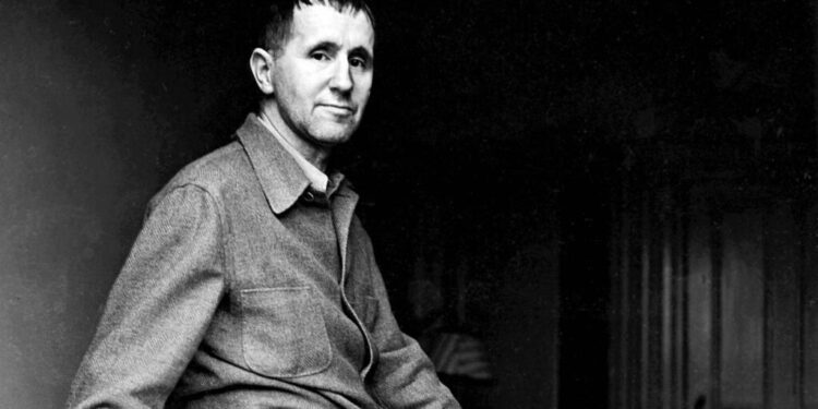 El legado brechtiano: teatro dialéctico y poesía revolucionaria. Se cumplen 68 años de la muerte del dramaturgo comunista Bertolt Brecht