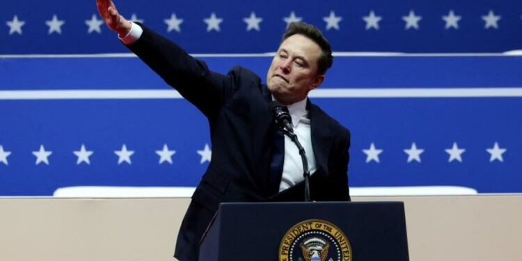 El saludo de Musk y la nueva nobleza