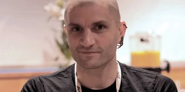 «La necesidad de la izquierda de valorar la no-racionalidad, el marxismo gótico y, por supuesto, Borges». Una entrevista con China Miéville