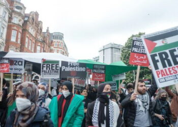 Guerra, «doblepensamiento» y lucha por la supervivencia: geopolítica del genocidio de Gaza