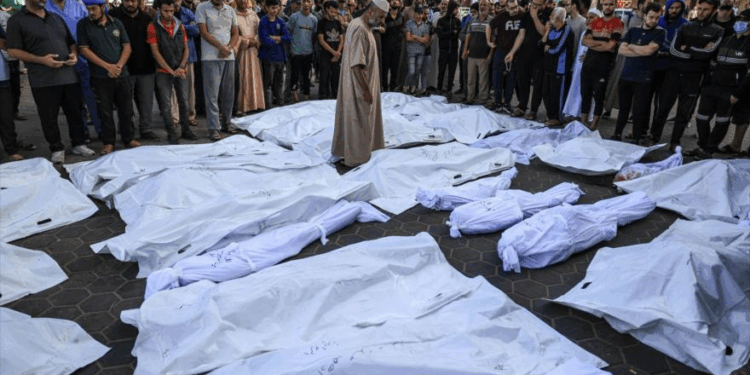 Palestina. Genocidio provocado por ocupante sionista alcanza los 56 000 muertxs / Gaza: 200 asesinadxs y cifra superior a mil heridxs en 48 horas