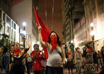  ¿Y las niñas, profe?: Lenguaje inclusivo y la batalla por existir