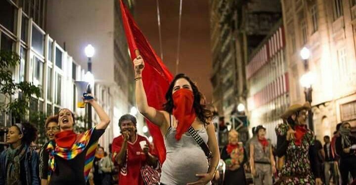  ¿Y las niñas, profe?: Lenguaje inclusivo y la batalla por existir