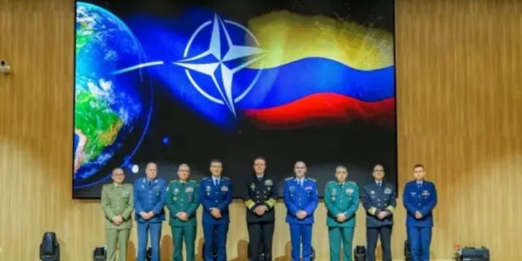 Militarización silenciosa y alineamiento estratégico. ¿América Latina ante el riesgo de una guerra que no le pertenece?