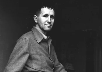 Brecht no creía que la guerra fuese el destino trágico de la humanidad